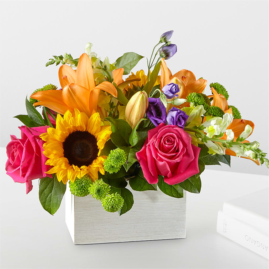 Best Day Box Bouquet – SOUTHERN TRADITIONS FLORAL & GIFTS, Swainsboro GA