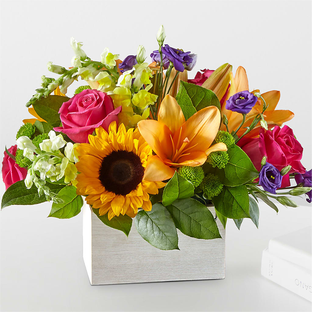Best Day Box Bouquet – SOUTHERN TRADITIONS FLORAL & GIFTS, Swainsboro GA