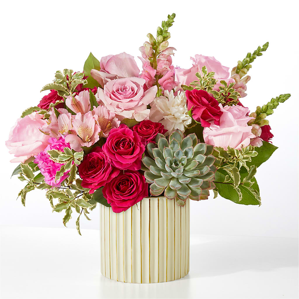 Magenta Musings Bouquet – SOUTHERN TRADITIONS FLORAL & GIFTS, Swainsboro GA