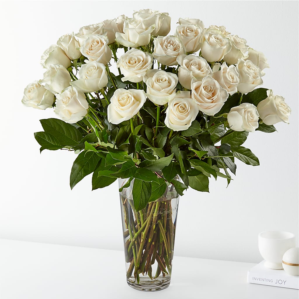 Long Stem White Rose Bouquet – SOUTHERN TRADITIONS FLORAL & GIFTS, Swainsboro GA
