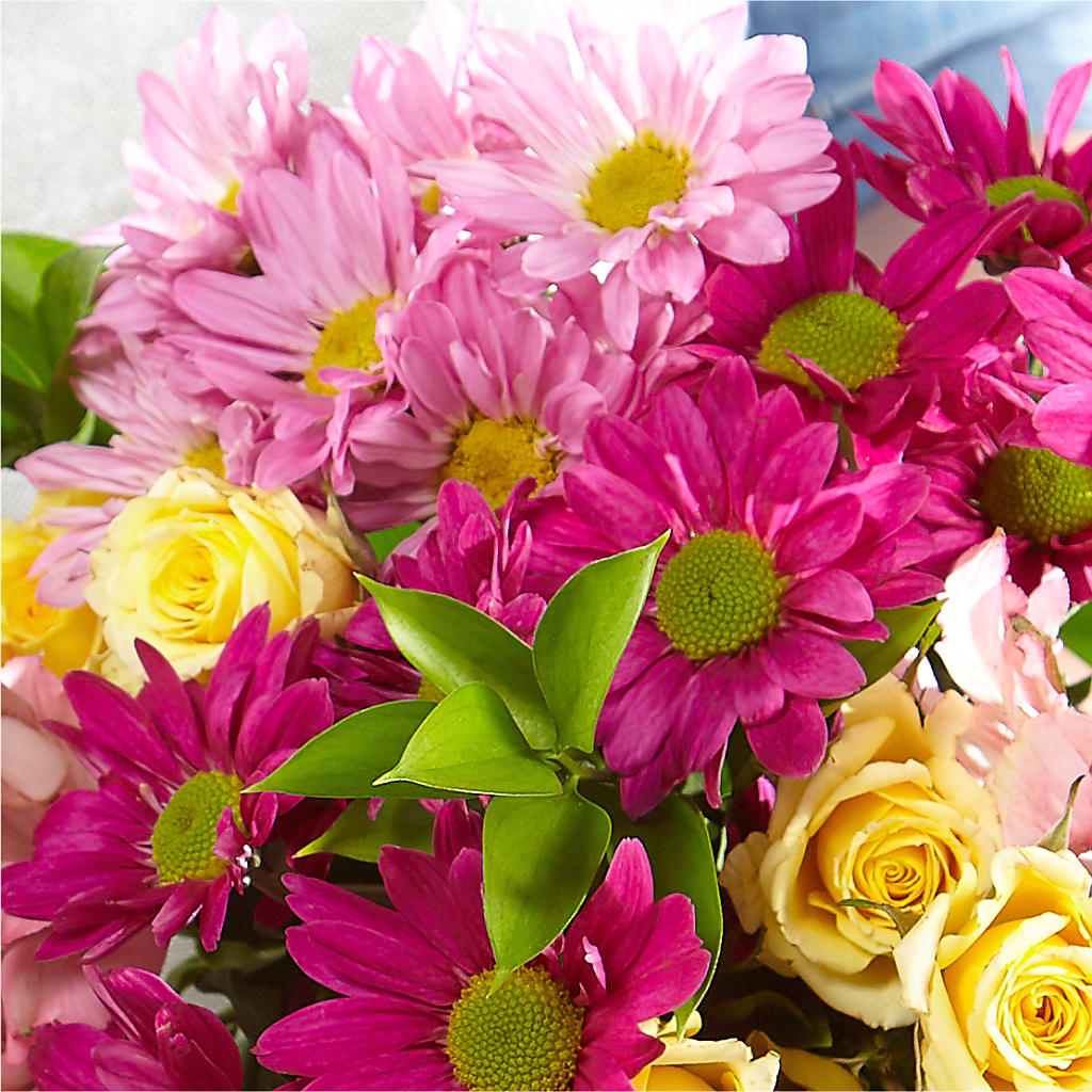 Florist Original Mixed Bouquet – SOUTHERN TRADITIONS FLORAL & GIFTS, Swainsboro GA