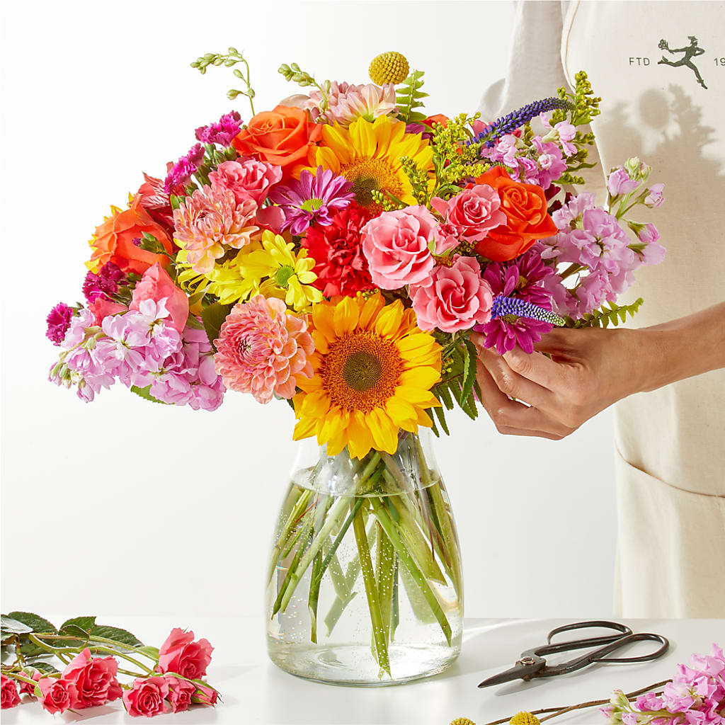 Cue the Confetti - A Florist Original – SOUTHERN TRADITIONS FLORAL & GIFTS, Swainsboro GA