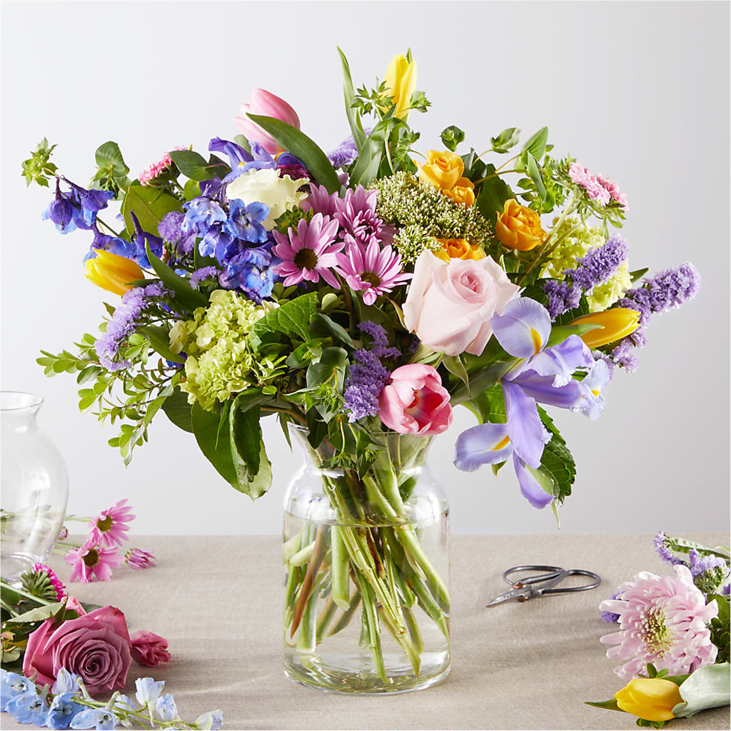 Pastel Tradition - A Florist Original – SOUTHERN TRADITIONS FLORAL & GIFTS, Swainsboro GA
