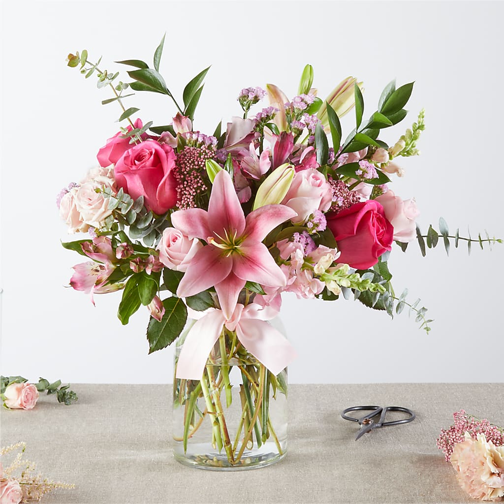 Pink Ribbon - A Florist Original – SOUTHERN TRADITIONS FLORAL & GIFTS, Swainsboro GA