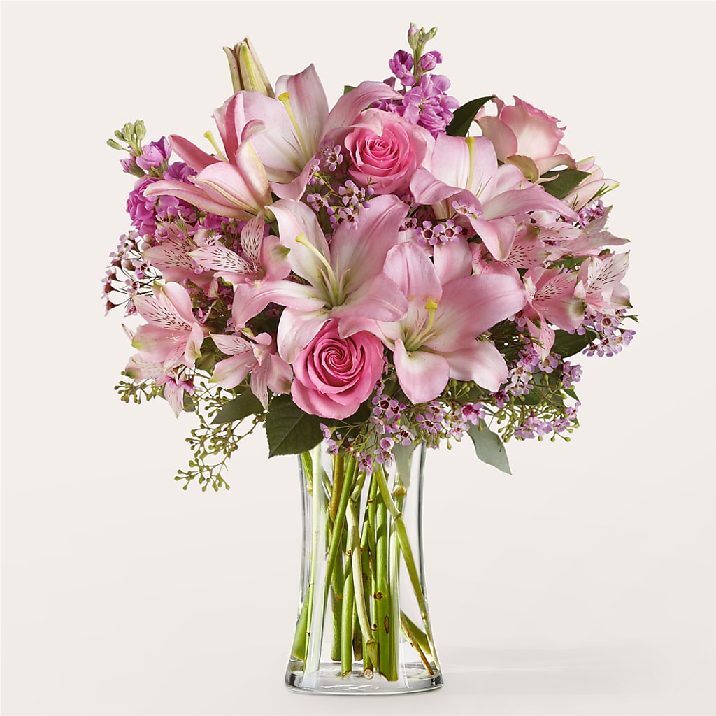 Gentle Gesture Bouquet – SOUTHERN TRADITIONS FLORAL & GIFTS, Swainsboro GA