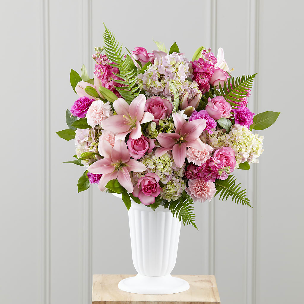 Never-Ending Love Arrangement – SOUTHERN TRADITIONS FLORAL & GIFTS, Swainsboro GA