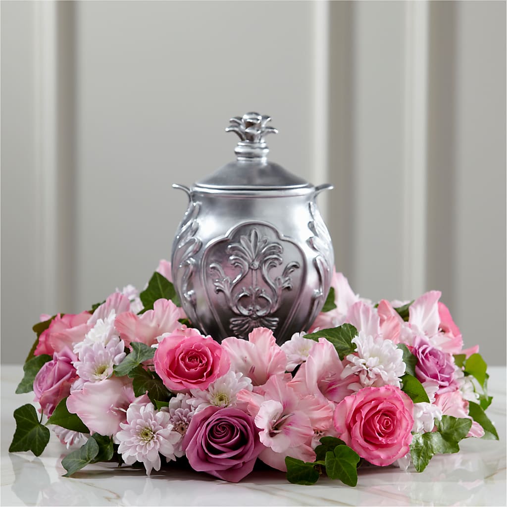 Glorious Tribute Arrangement – SOUTHERN TRADITIONS FLORAL & GIFTS, Swainsboro GA