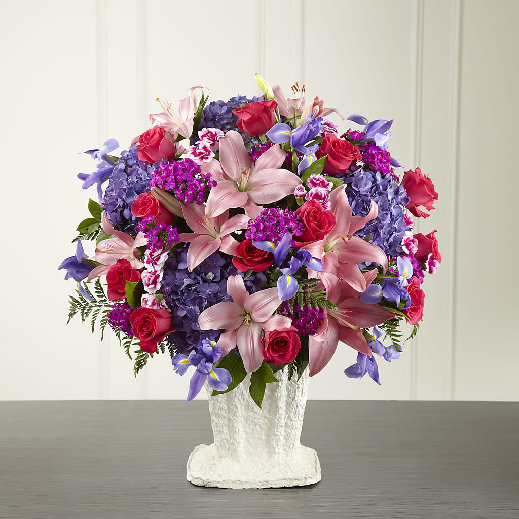 We Fondly Remember Arrangement – SOUTHERN TRADITIONS FLORAL & GIFTS, Swainsboro GA