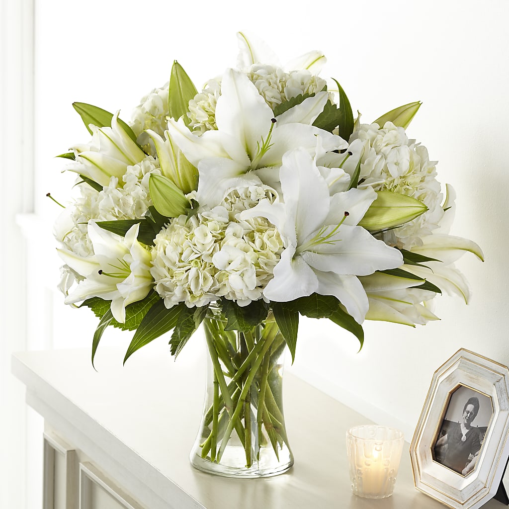Compassionate Lily Bouquet – SOUTHERN TRADITIONS FLORAL & GIFTS, Swainsboro GA