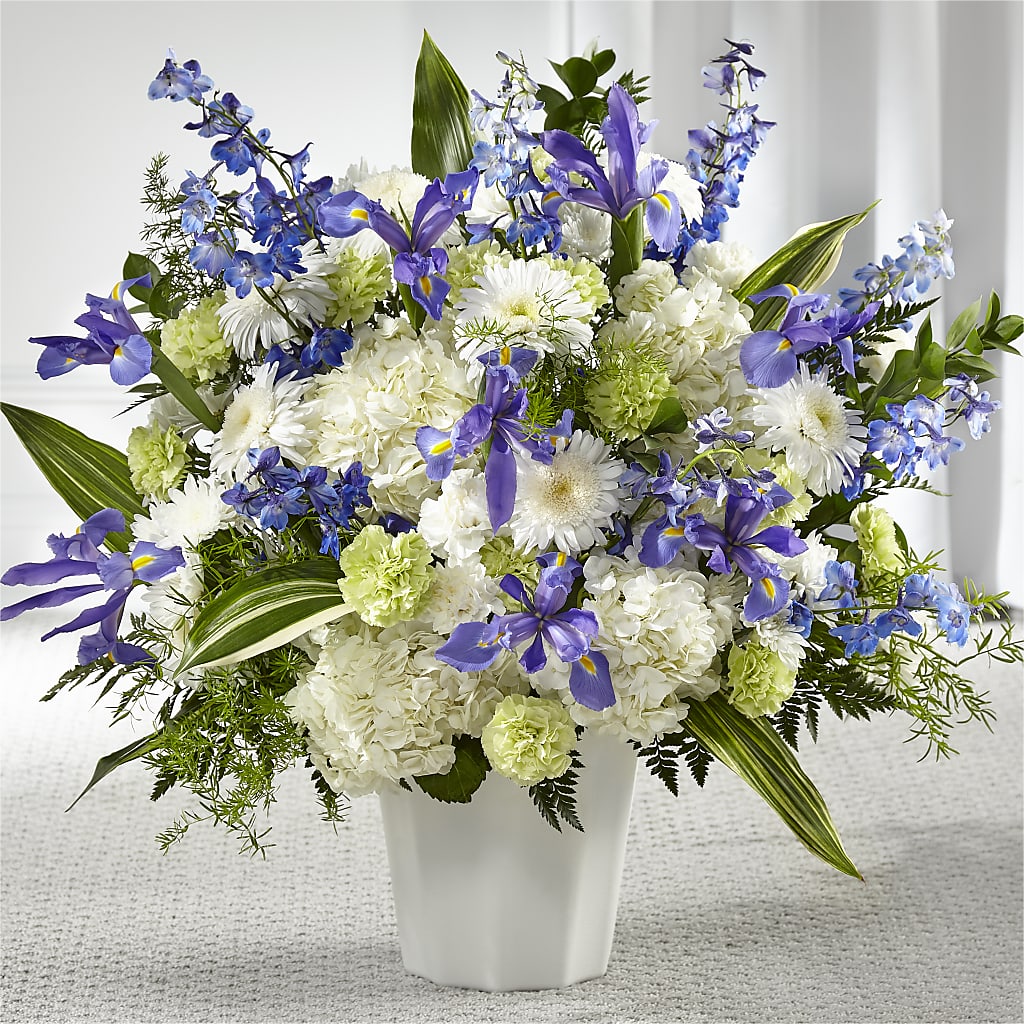 Soft Serenity Floor Basket – SOUTHERN TRADITIONS FLORAL & GIFTS, Swainsboro GA