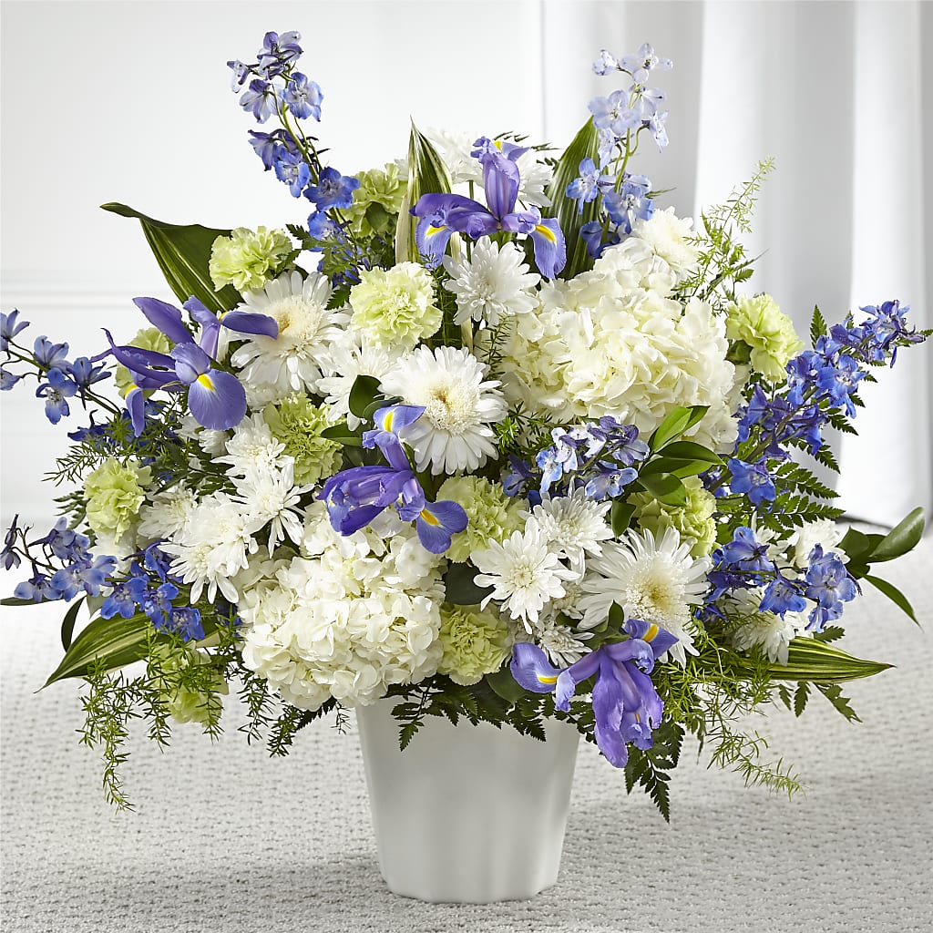 Soft Serenity Floor Basket – SOUTHERN TRADITIONS FLORAL & GIFTS, Swainsboro GA