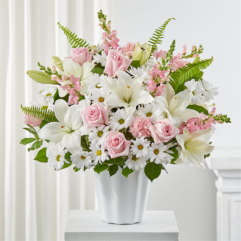 Soft Touch Tabletop Basket – SOUTHERN TRADITIONS FLORAL & GIFTS, Swainsboro GA