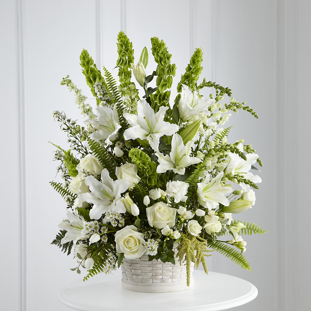 In Our Thoughts Arrangement – SOUTHERN TRADITIONS FLORAL & GIFTS, Swainsboro GA