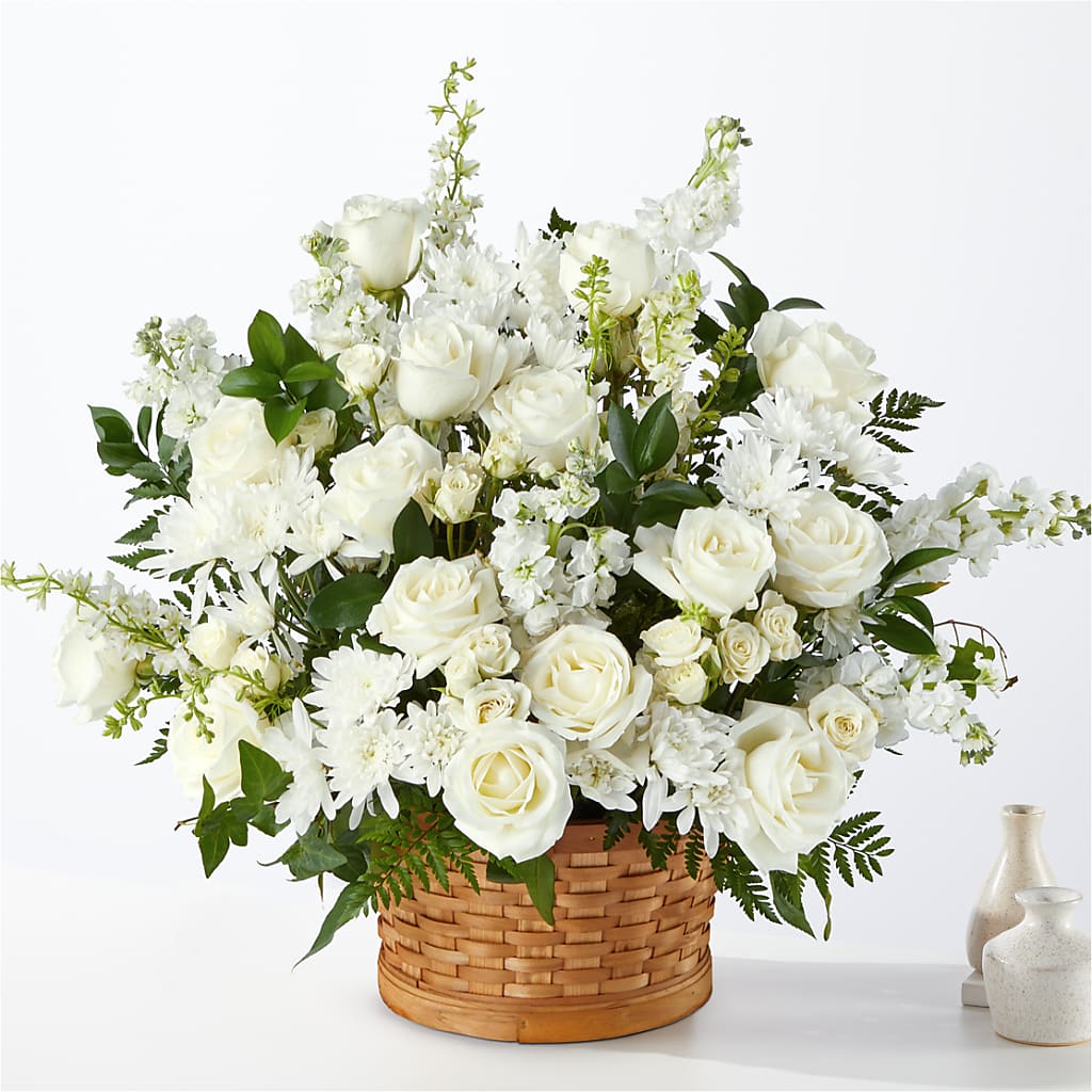 Heartfelt Condolences Arrangement – SOUTHERN TRADITIONS FLORAL & GIFTS, Swainsboro GA