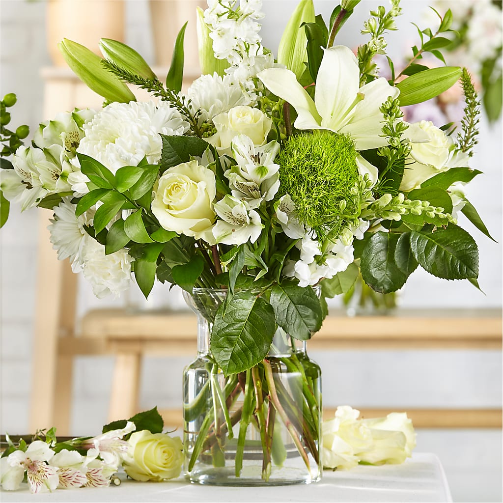 Classic Ivory – A Florist Original – SOUTHERN TRADITIONS FLORAL & GIFTS, Swainsboro GA