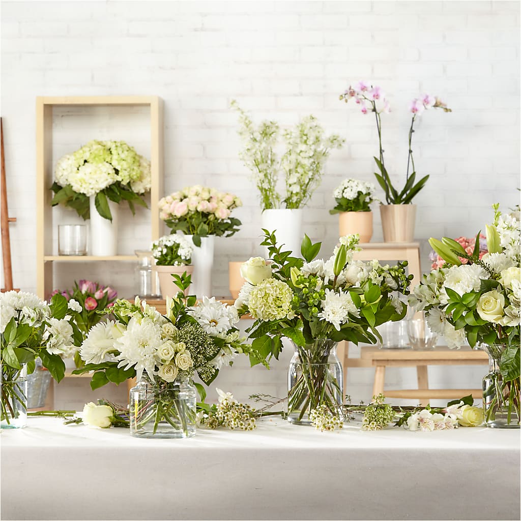 Classic Ivory – A Florist Original – SOUTHERN TRADITIONS FLORAL & GIFTS, Swainsboro GA