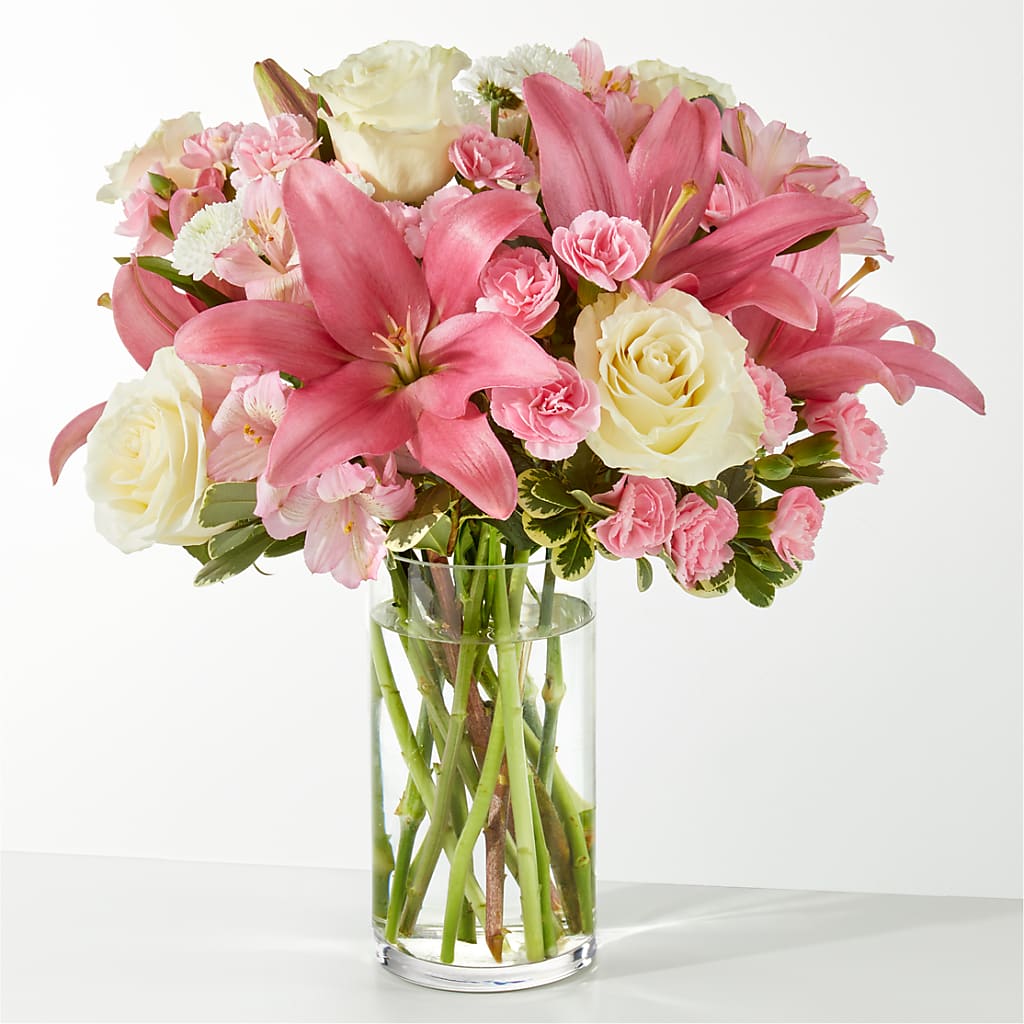 Piece of Cake Bouquet – SOUTHERN TRADITIONS FLORAL & GIFTS, Swainsboro GA