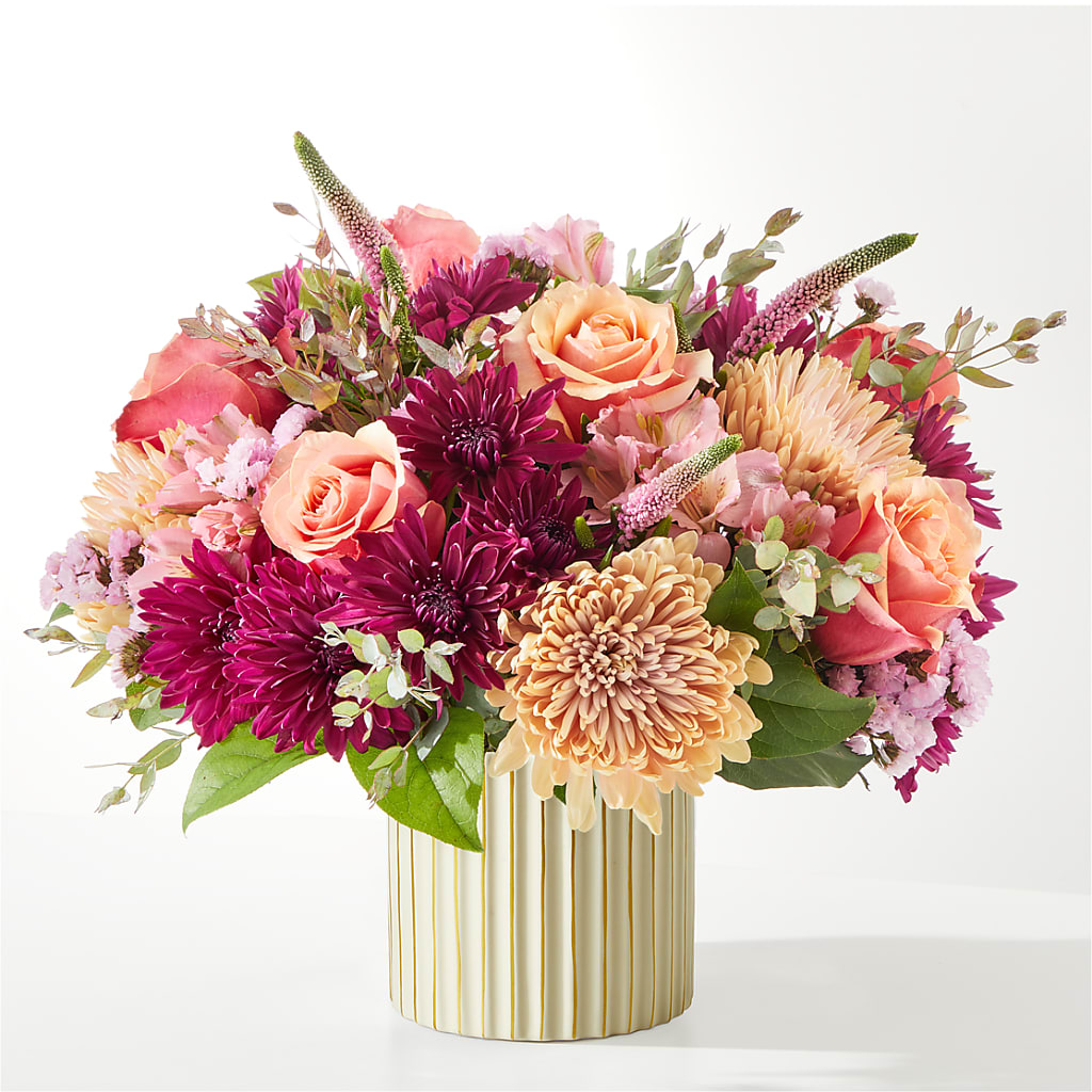 Berry Cobbler Bouquet with Ivory Vase – SOUTHERN TRADITIONS FLORAL & GIFTS, Swainsboro GA