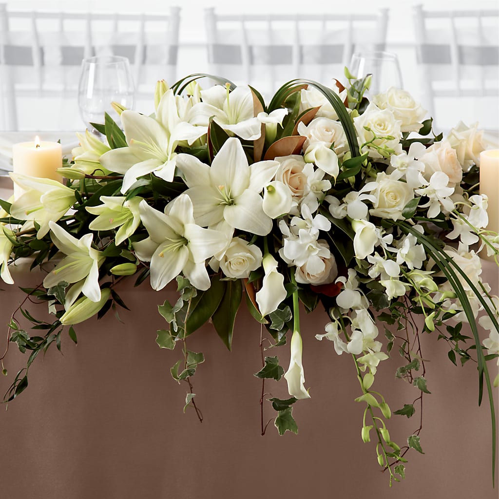 White Linen Arrangement – SOUTHERN TRADITIONS FLORAL & GIFTS, Swainsboro GA