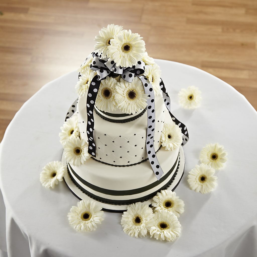 Simple Sophistication Cake Décor – SOUTHERN TRADITIONS FLORAL & GIFTS, Swainsboro GA