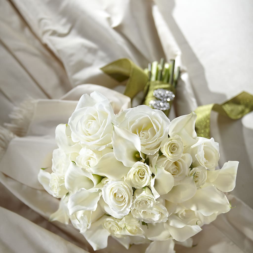 Serene Highness Bouquet – SOUTHERN TRADITIONS FLORAL & GIFTS, Swainsboro GA