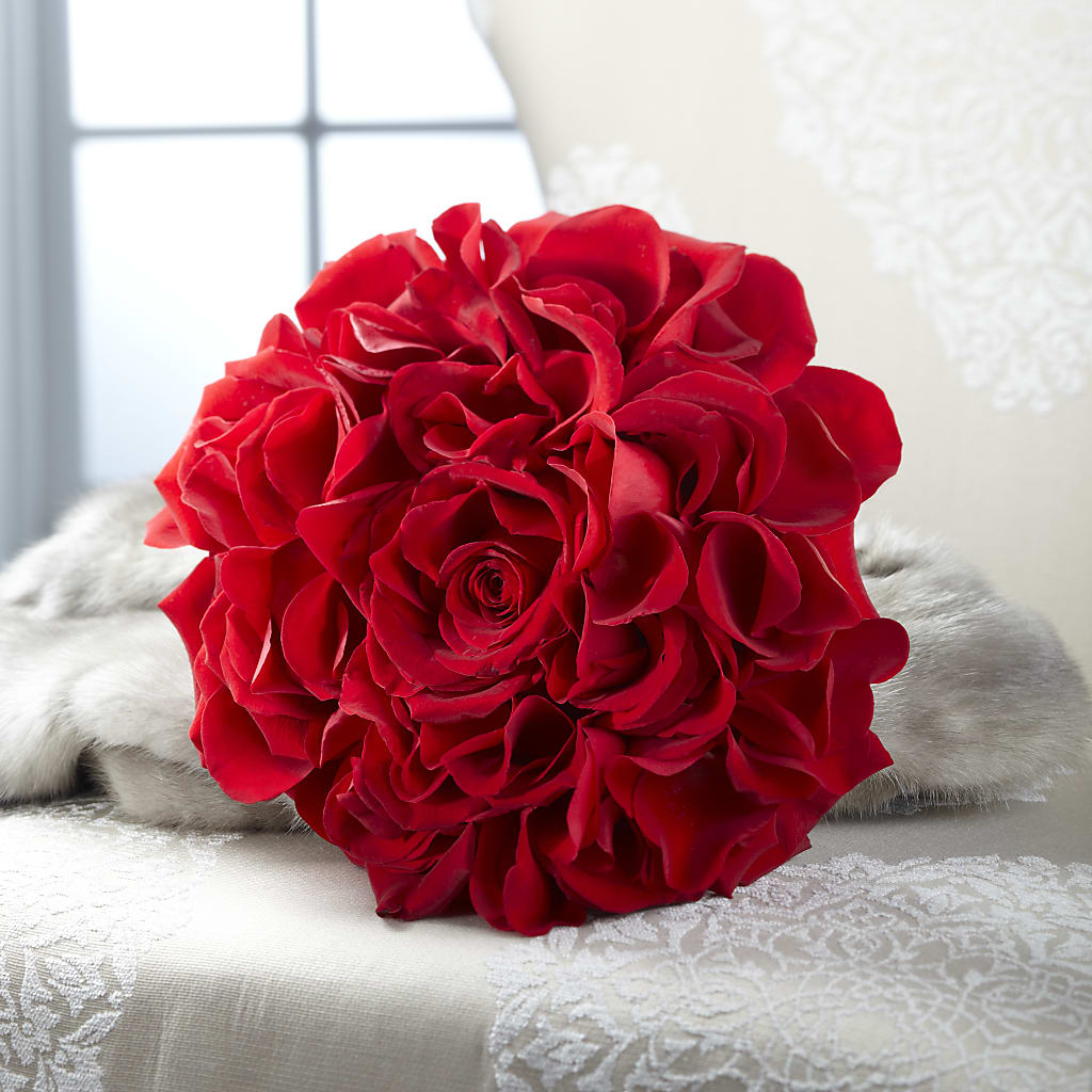 Composite Rose Bouquet – SOUTHERN TRADITIONS FLORAL & GIFTS, Swainsboro GA
