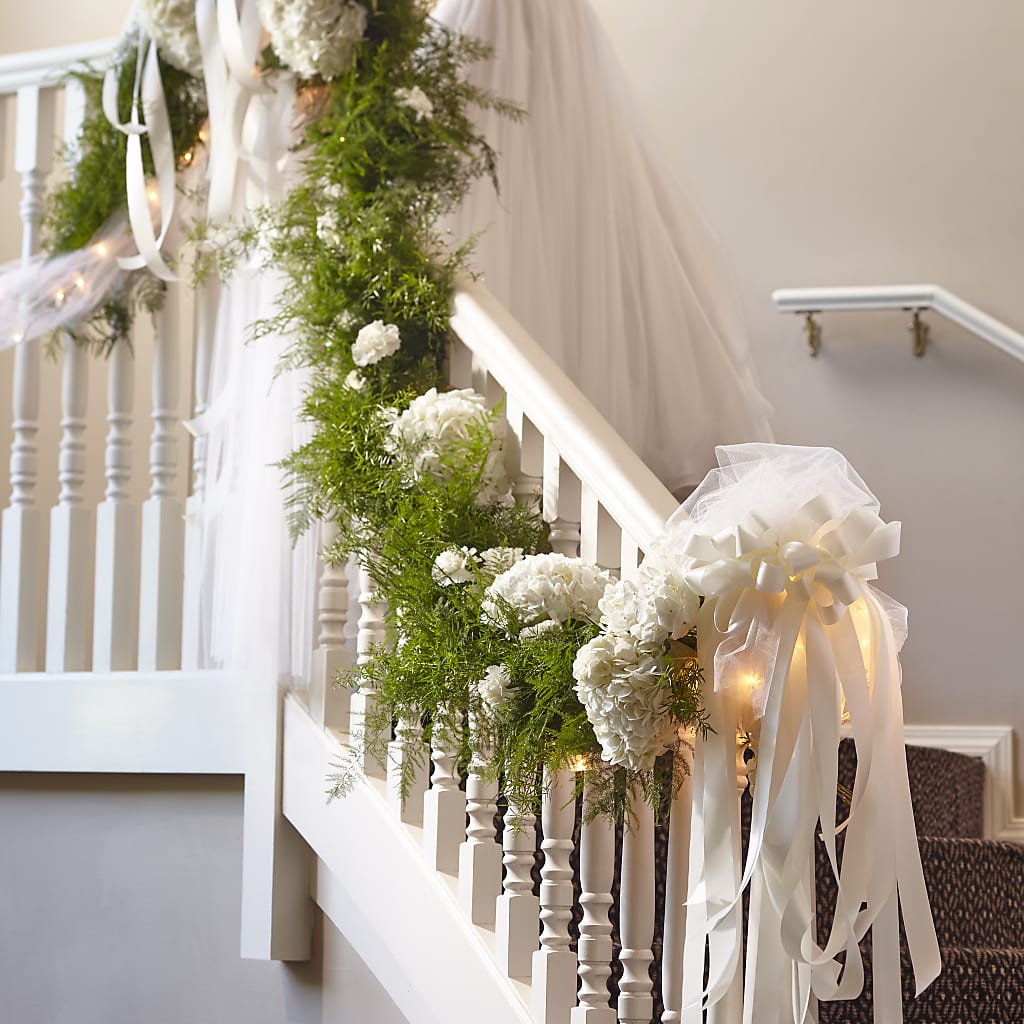 Champagne Dreams Garland – SOUTHERN TRADITIONS FLORAL & GIFTS, Swainsboro GA