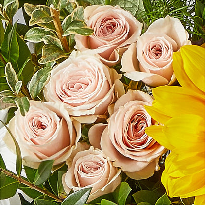 The Good Life Bouquet – SOUTHERN TRADITIONS FLORAL & GIFTS, Swainsboro GA