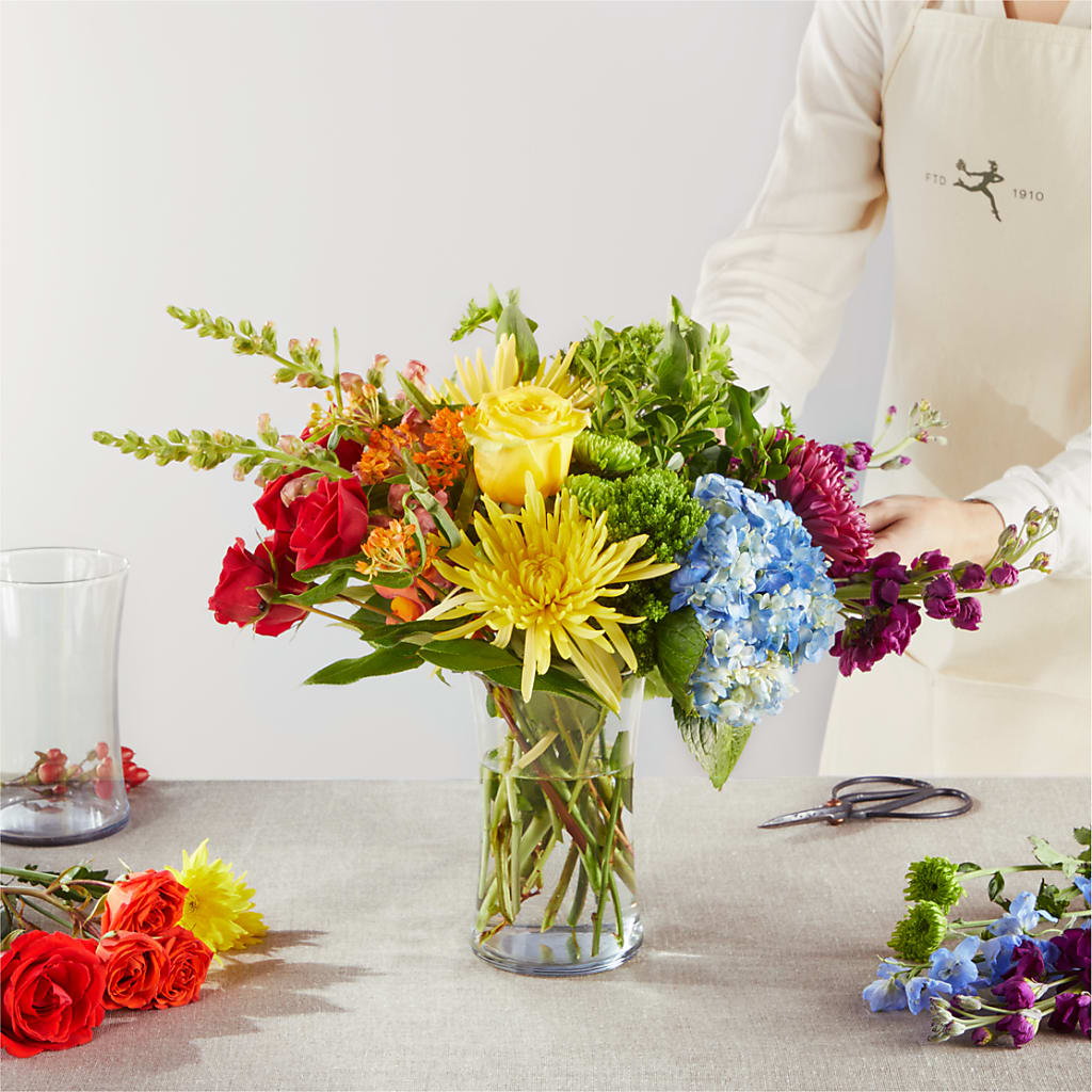 Summer Spectra - A Florist Original – SOUTHERN TRADITIONS FLORAL & GIFTS, Swainsboro GA