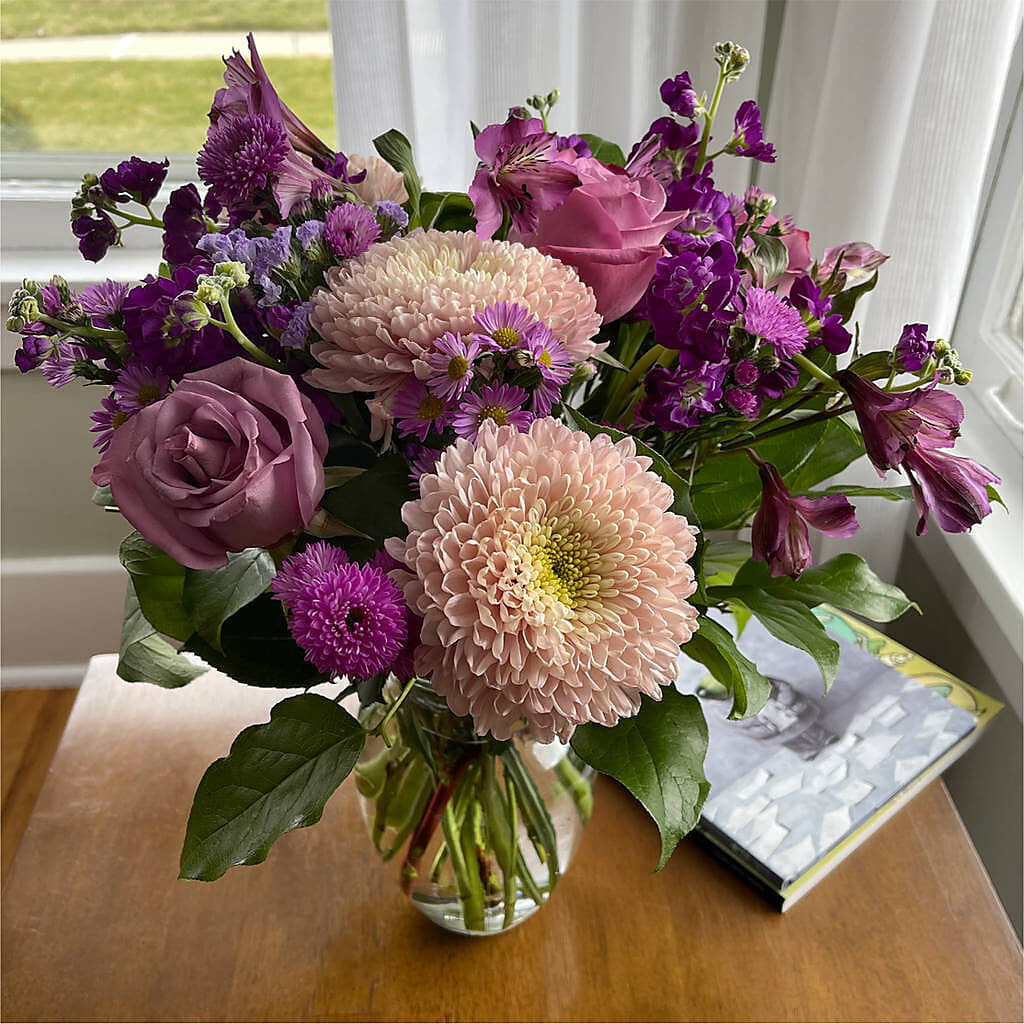 Ultraviolet Bouquet – SOUTHERN TRADITIONS FLORAL & GIFTS, Swainsboro GA