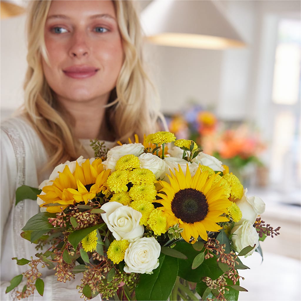Luminous Morning Bouquet – SOUTHERN TRADITIONS FLORAL & GIFTS, Swainsboro GA