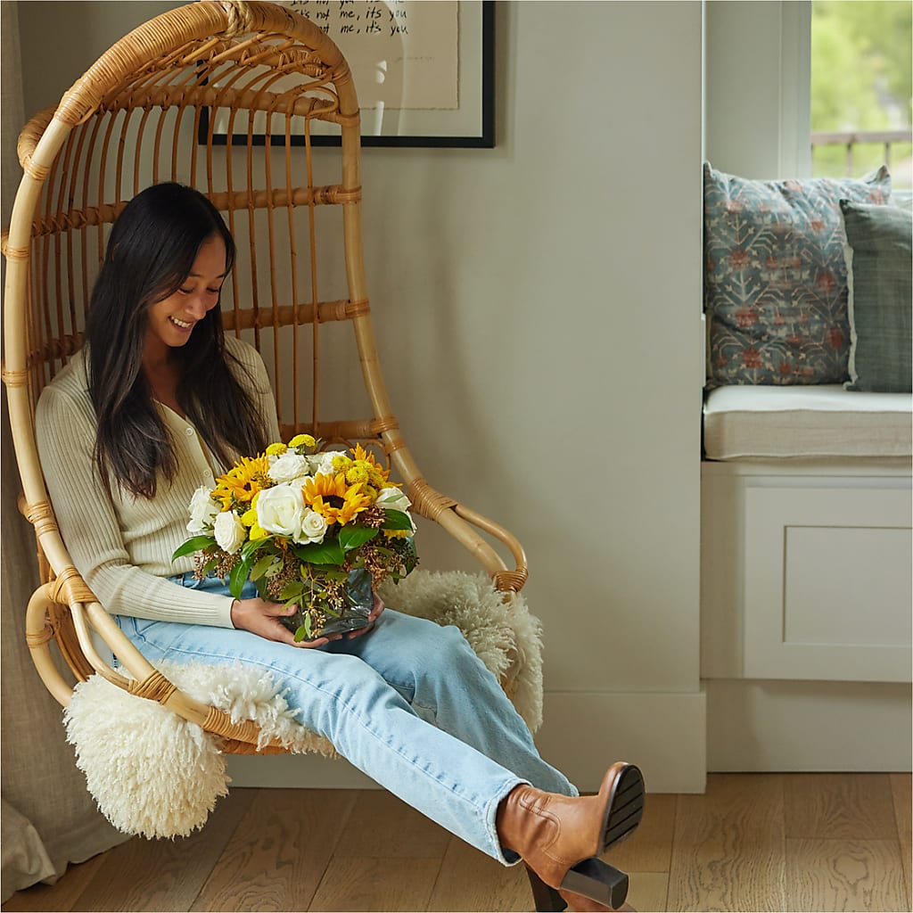 Luminous Morning Bouquet – SOUTHERN TRADITIONS FLORAL & GIFTS, Swainsboro GA