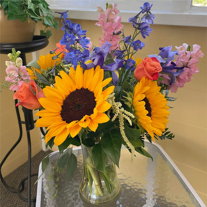 Rays of Life Bouquet – SOUTHERN TRADITIONS FLORAL & GIFTS, Swainsboro GA