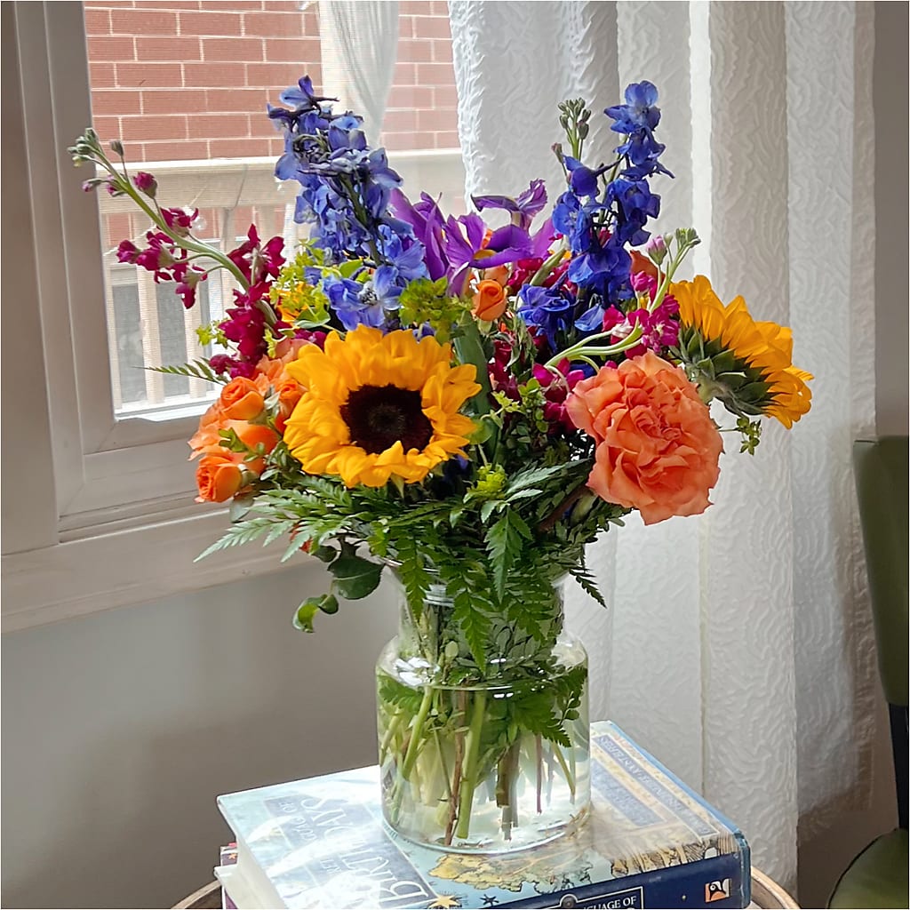 Rays of Life Bouquet – SOUTHERN TRADITIONS FLORAL & GIFTS, Swainsboro GA