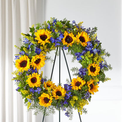 Bright Rays Wreath – SOUTHERN TRADITIONS FLORAL & GIFTS, Swainsboro GA