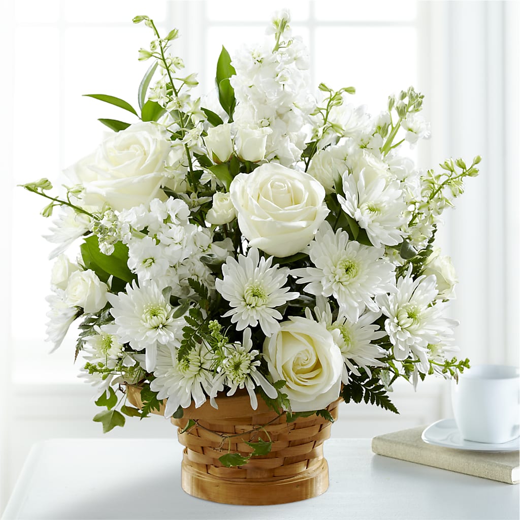 Heartfelt Condolences Arrangement – SOUTHERN TRADITIONS FLORAL & GIFTS, Swainsboro GA