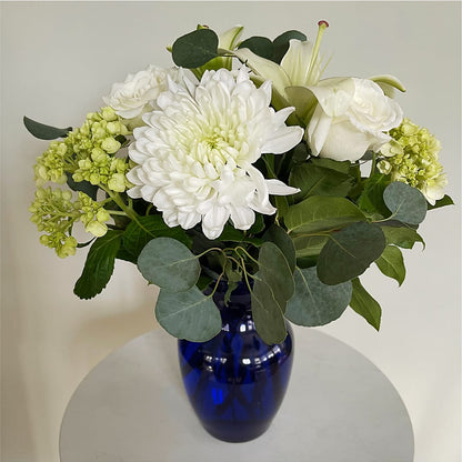 Snowy Dreams Bouquet – SOUTHERN TRADITIONS FLORAL & GIFTS, Swainsboro GA