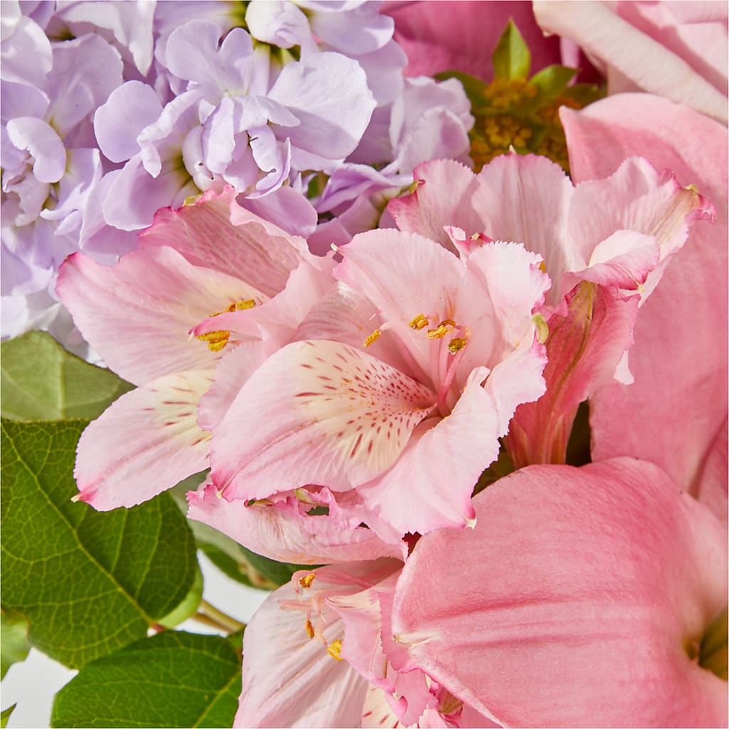 The Crown Jewel Bouquet – SOUTHERN TRADITIONS FLORAL & GIFTS, Swainsboro GA