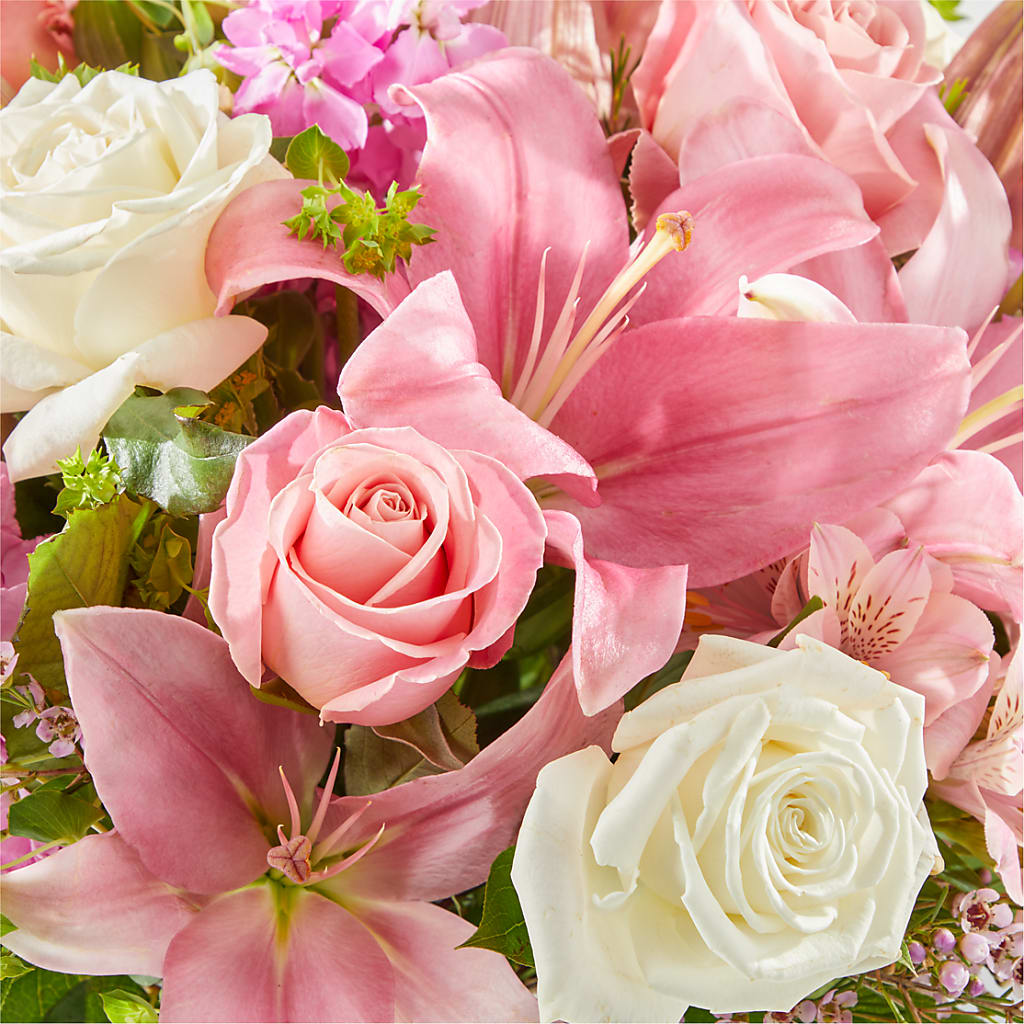 Ethereal Beauty Bouquet – SOUTHERN TRADITIONS FLORAL & GIFTS, Swainsboro GA
