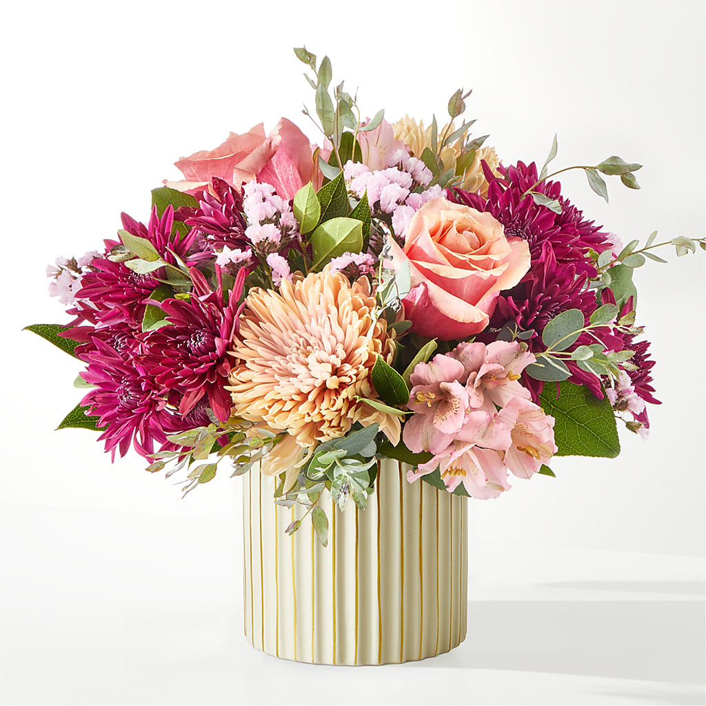 Berry Cobbler Bouquet with Ivory Vase – SOUTHERN TRADITIONS FLORAL & GIFTS, Swainsboro GA