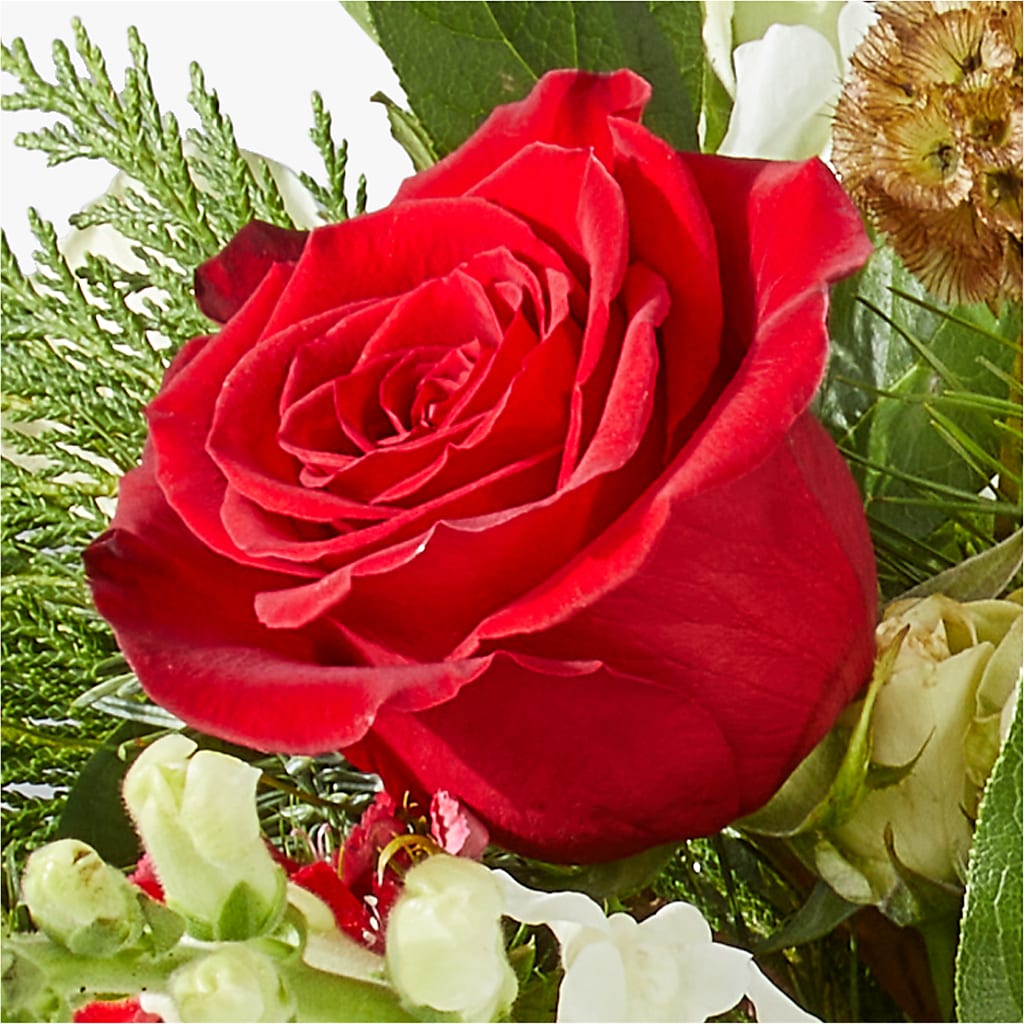 Deck the Halls Bouquet – SOUTHERN TRADITIONS FLORAL & GIFTS, Swainsboro GA