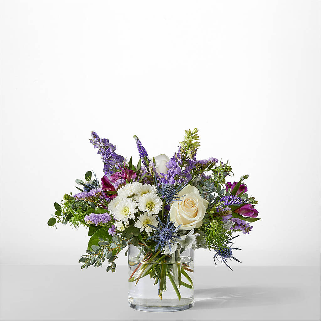 Shooting Star Bouquet – SOUTHERN TRADITIONS FLORAL & GIFTS, Swainsboro GA