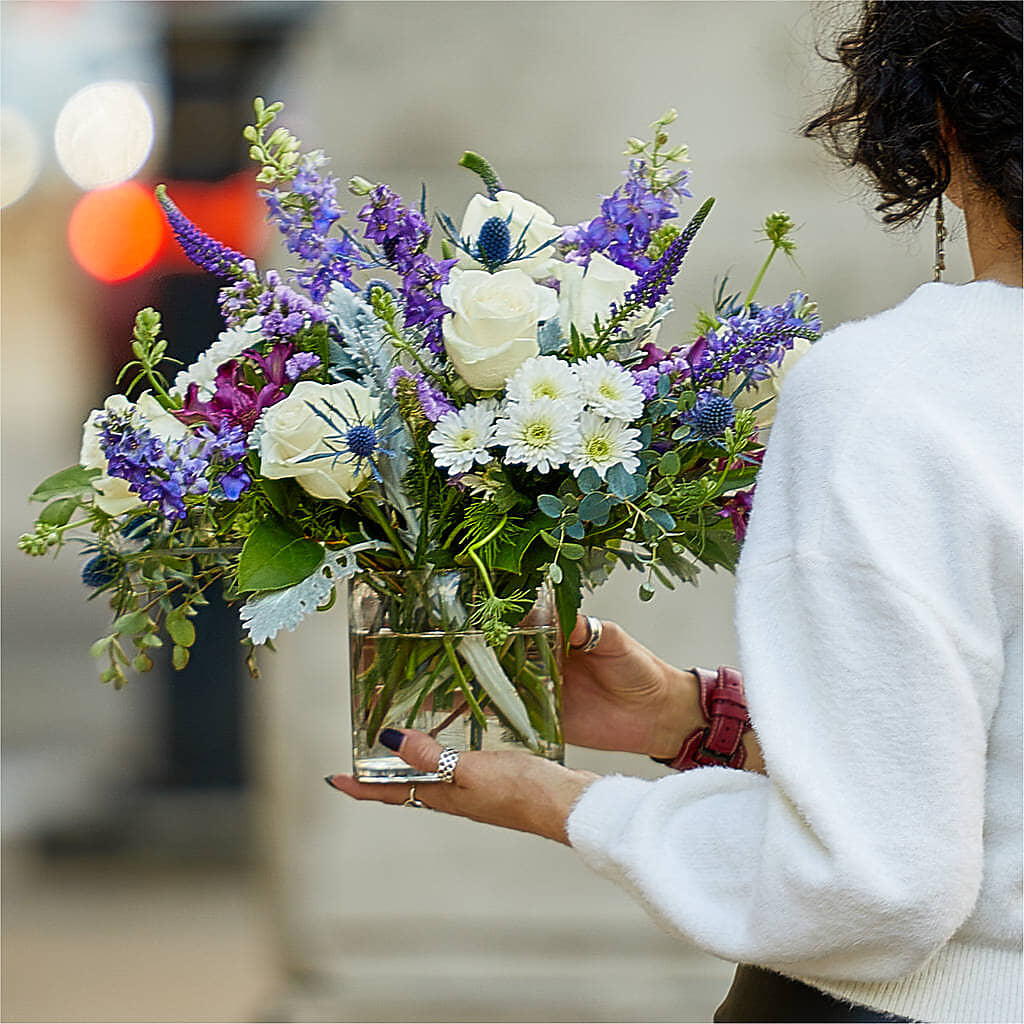 Shooting Star Bouquet – SOUTHERN TRADITIONS FLORAL & GIFTS, Swainsboro GA