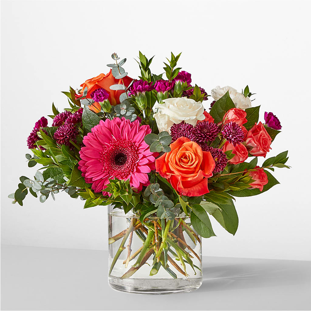 Smell the Roses Bouquet – SOUTHERN TRADITIONS FLORAL & GIFTS, Swainsboro GA