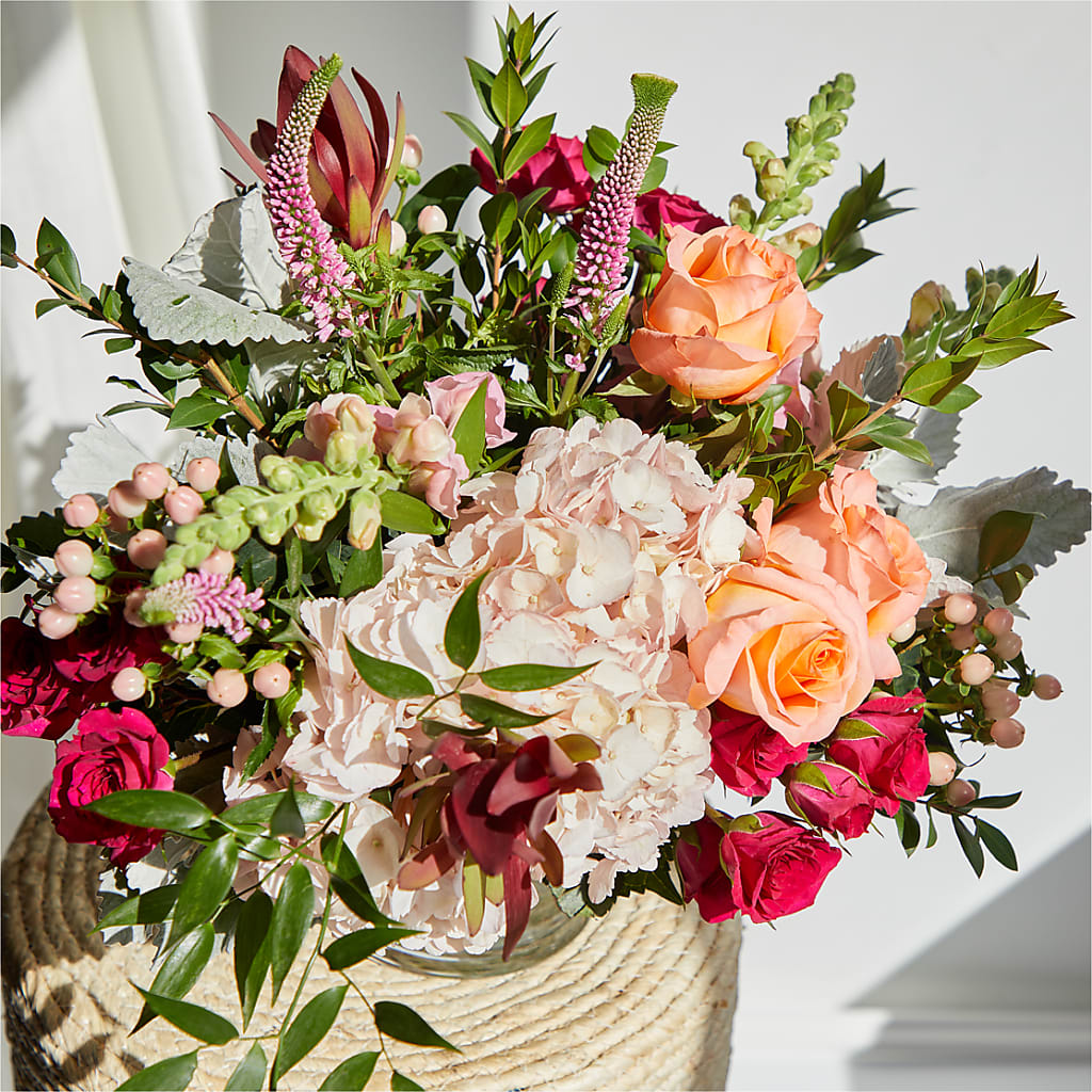 Glitz & Glam Bouquet – SOUTHERN TRADITIONS FLORAL & GIFTS, Swainsboro GA