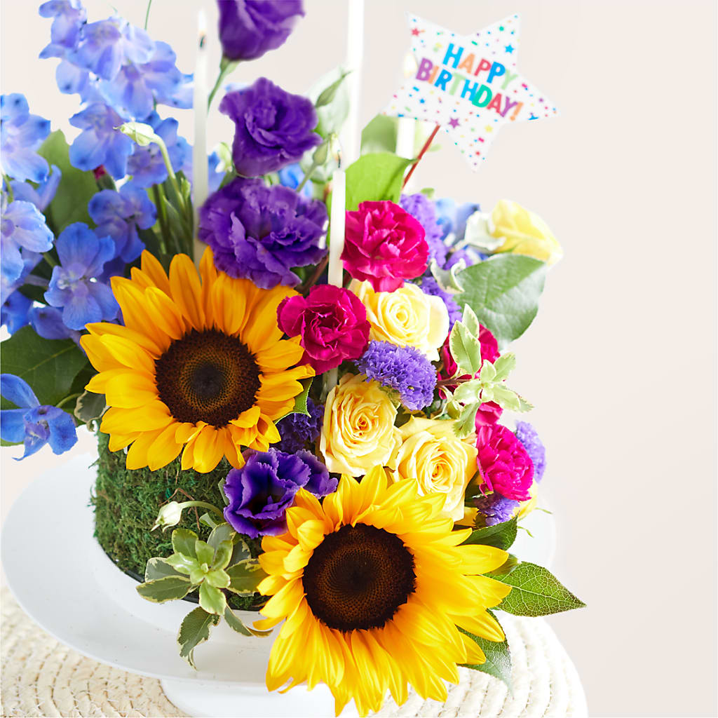 Star of the Day Floral Cake – SOUTHERN TRADITIONS FLORAL & GIFTS, Swainsboro GA